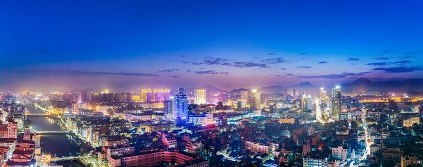 柳市夜韵 温州工业重镇的璀璨星河